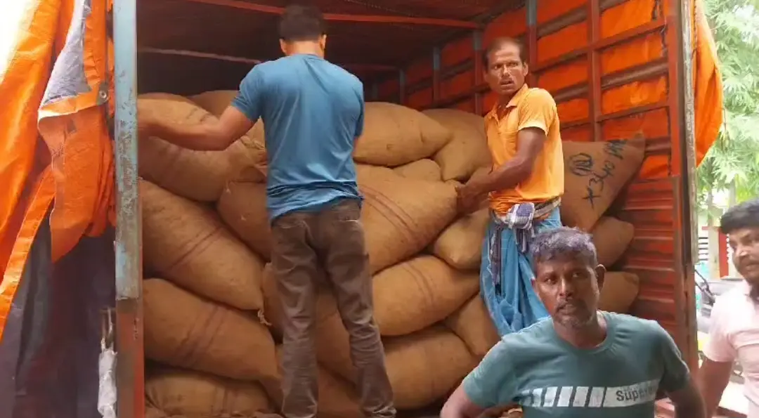 Golakganj Police Seize Burmese Supari; Five Suspected Smugglers Arrested